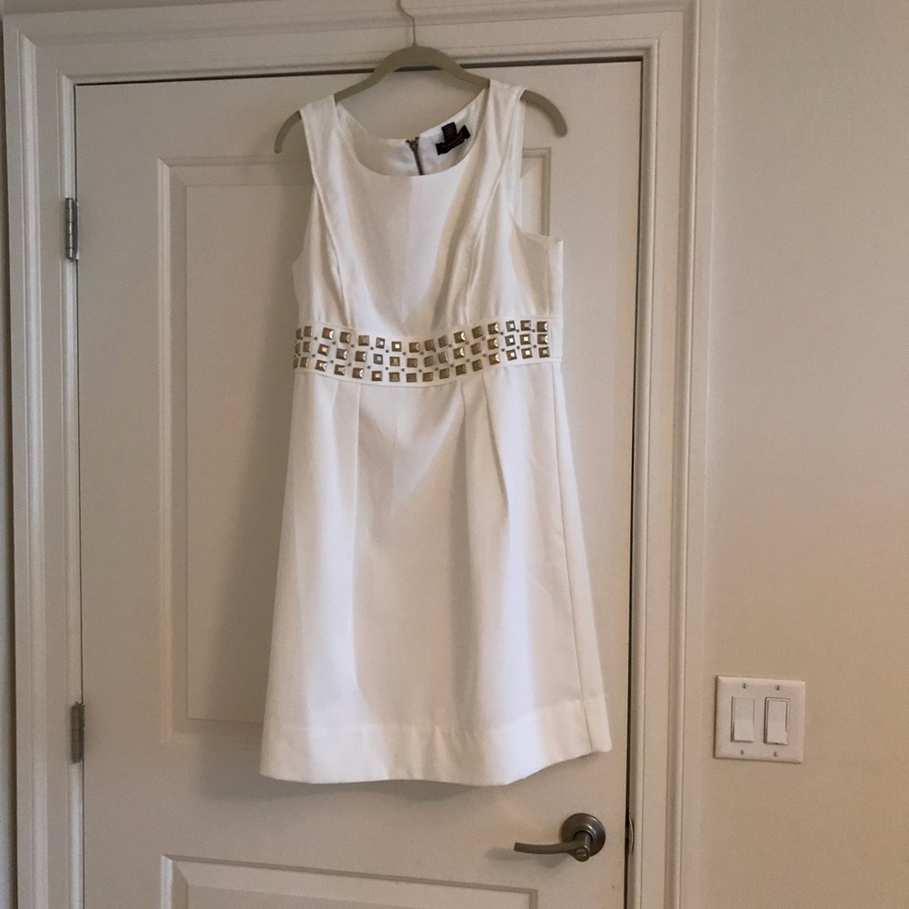 Lovely white sheath dress with gold studs